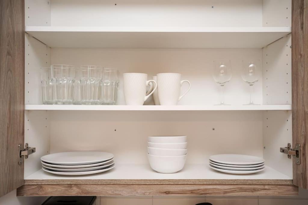 Luxurious Modern 2Br Condo Sleeps 5 Coffee, Ac, Wifiハリファックス エクステリア 写真